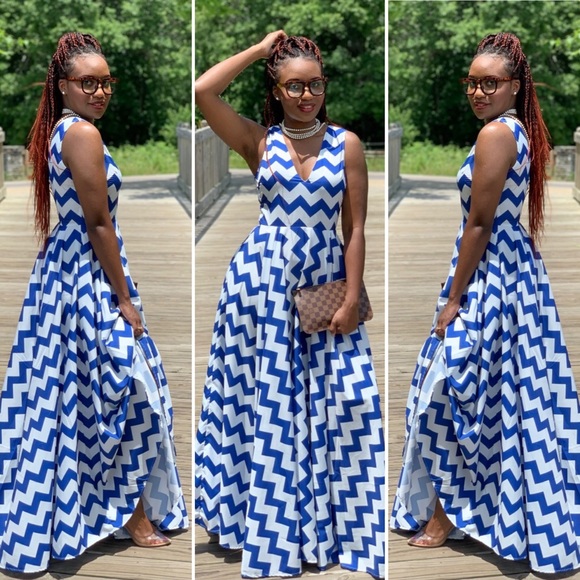 Dresses & Skirts - Chevy Print Maxi Dress